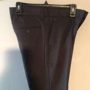 Perry Ellis Slim Fit 30x32 Charcoal Dress Pants